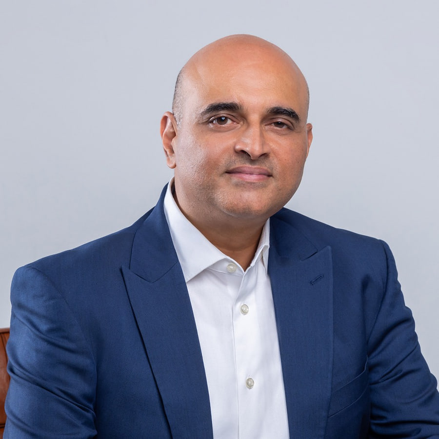 Punit Oza — Chief Commercial Officer